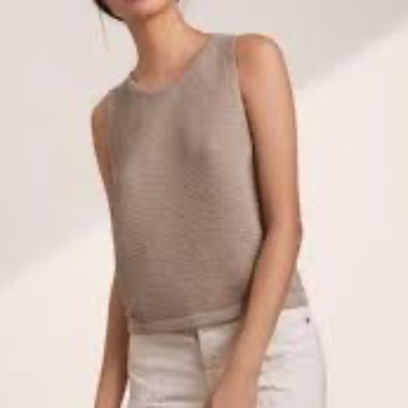 Aritzia Babaton Alrik Top - Picture 1 of 7